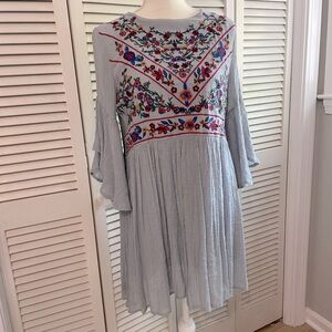 Umgee Medium mini dress - embroidered bodice - EUC